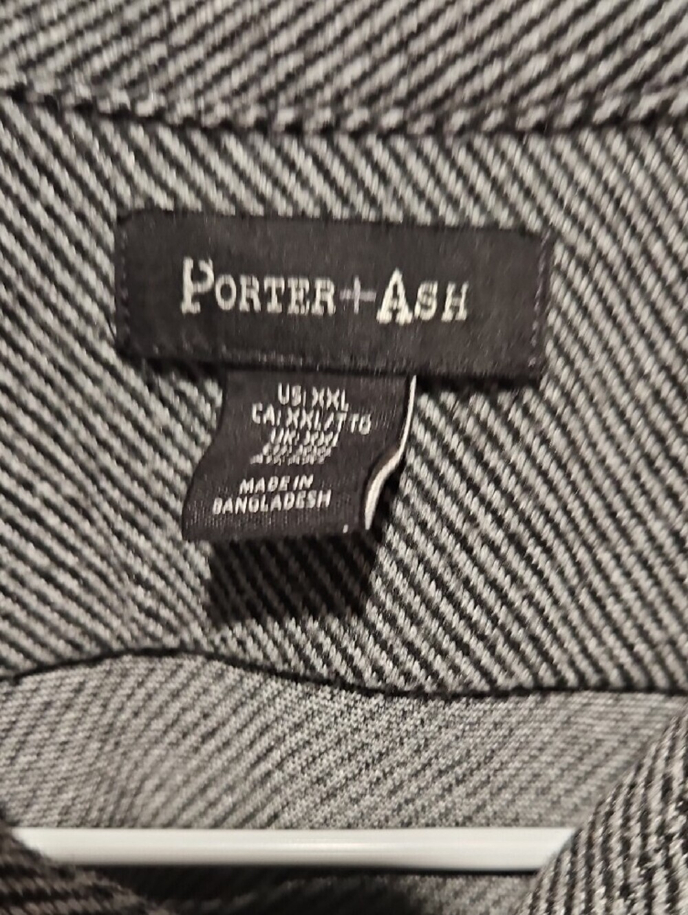 Men's Black Herringbone Button-Down Shacket - Picture 2 of 4